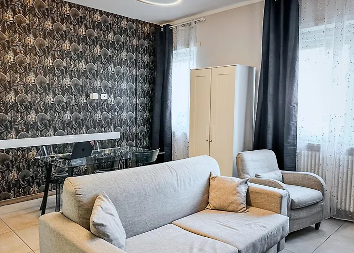 Hotel vicino al College: 2 Suite Matrimoniali - 2 Bagni - Self Check-In