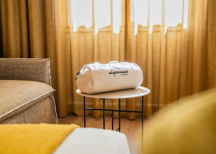 Hotel with view: Citadines Croisette Cannes