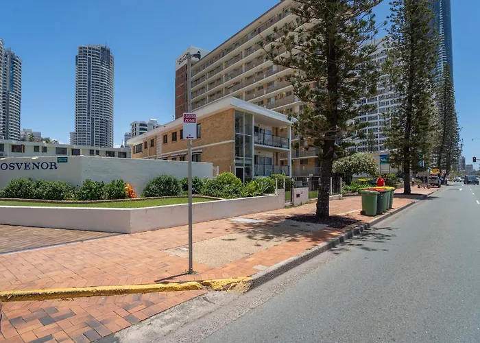 Grosvenor Beachfront Apartments Surfers Paradise