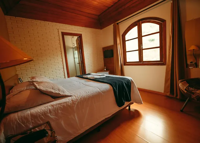 Hotel para famílias: Hotel Geneve - 2km do Capivari