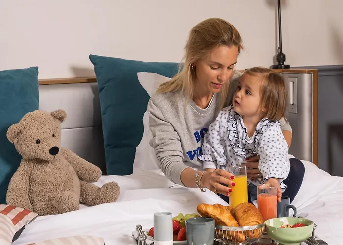 Luxury hotel only: Hotel Petit Lafayette