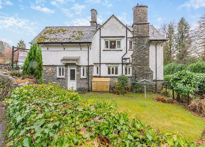 Corner Cottage - Lp2