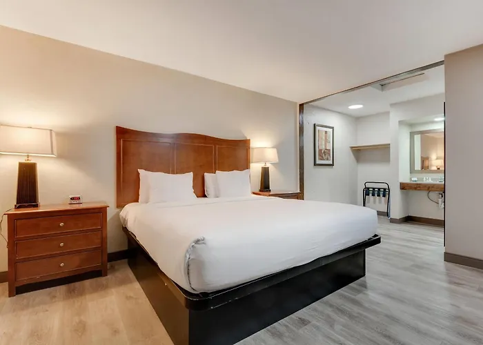 Suburban Studios Near Mesa Verde