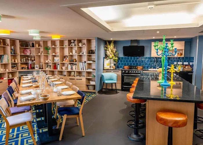 Hotel: Novotel Orléans Chemins De Sologne Demeures De Campagne