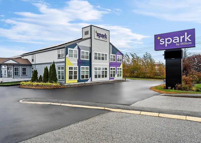Spark By Hilton Portland Airport Maine Mall