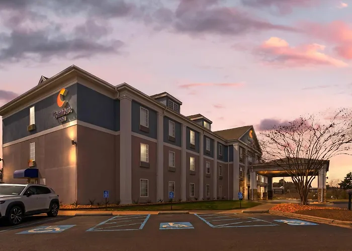 Cheap hotels Comfort West Monroe Near Sports & Events Center