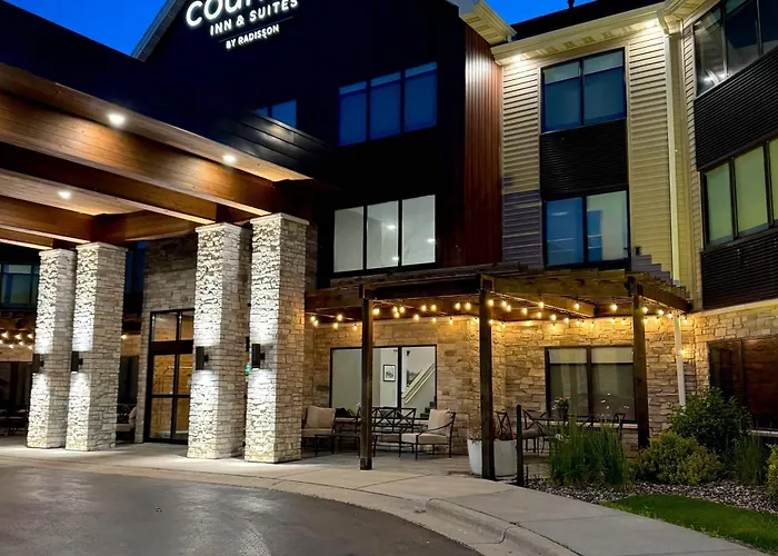 Country Inn & Suites By Radisson, Airport - Fox River Mall Area