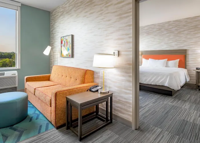 Trip to College Home2 Suites By Hilton Omaha Un Medical Ctr Area