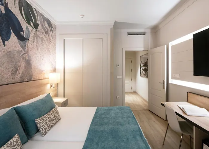 Salles Hotel Malaga Centro