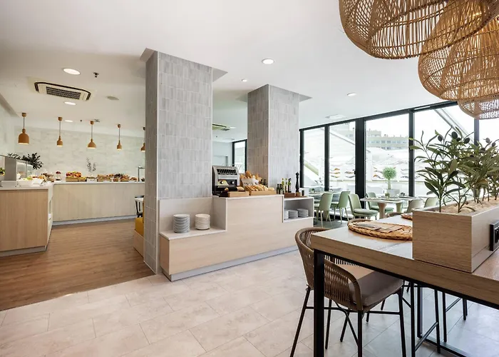 Hotel com jacuzzi: Hotel Málaga Alameda Centro Affiliated by Meliá