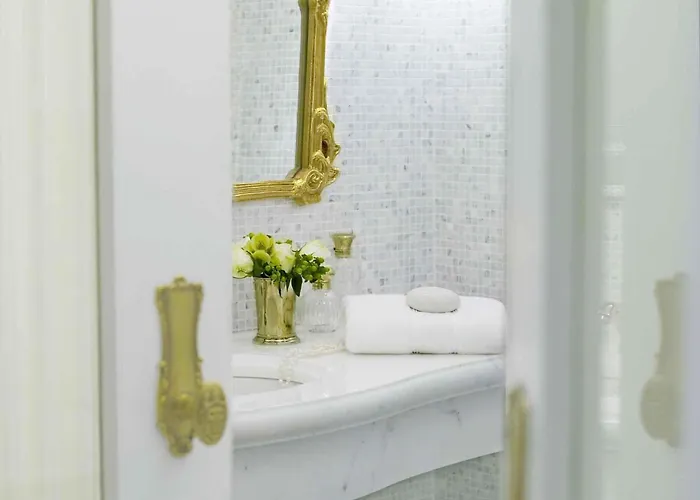 Hôtel avec piscine: The Plaza