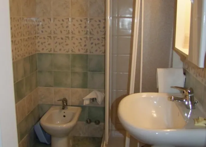 B&B: La Zattera Camere