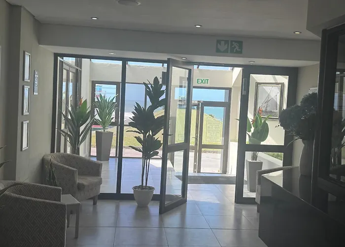 Bungalow rentals Marine