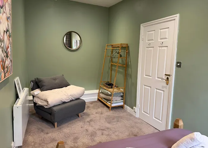 Vacation homes Millers Cottage With Free Allocated Parking