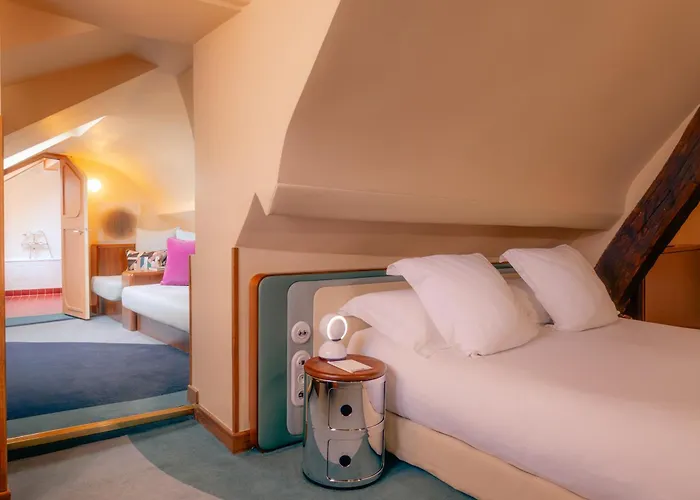 Hôtel Jacuzzi: Hôtel Saint-André des Arts