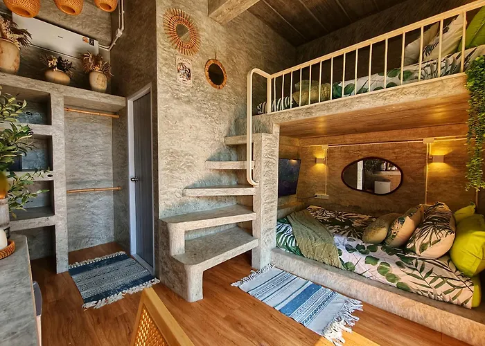 Wonderland Jungle Hostel