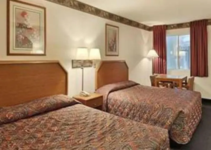 Motel: Knights Inn - Forest Hill, Tx