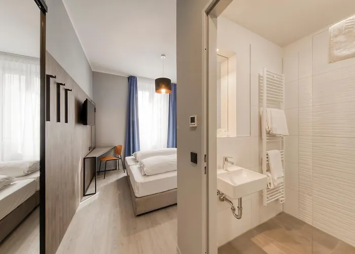 Smart Stay Station