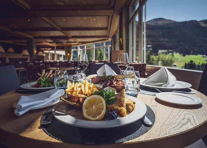 Beach hotel: Mountain Plaza Hotel