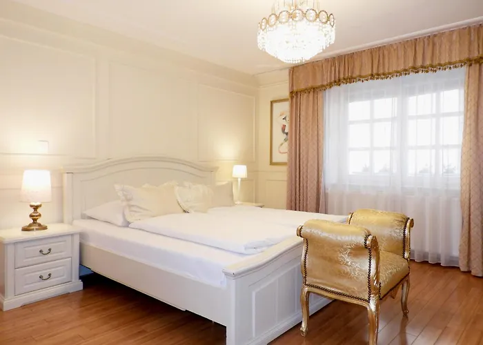 Allegro Hotel