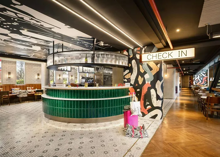Moxy La Villette