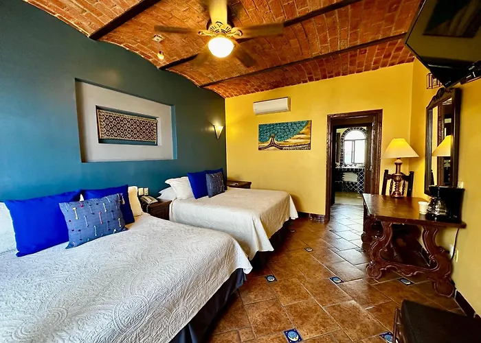 Central hotel: La Villa Del Ensueno Boutique Hotel