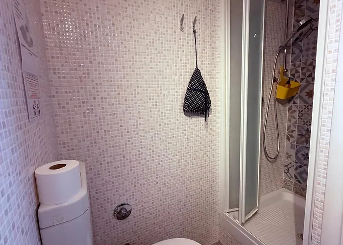 Alojamento com o café da manhã Apenas: Moshi Moshi