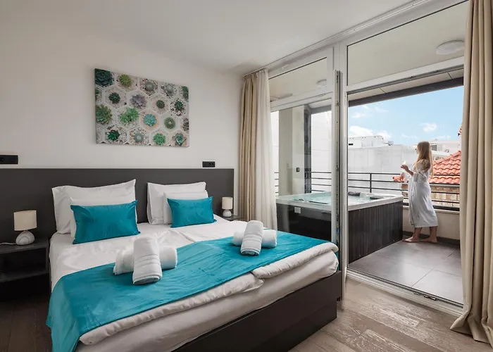 Villa Muller Apartments