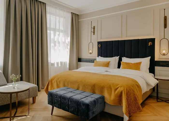 Luxury hotel only: Hotel Am Mirabellplatz