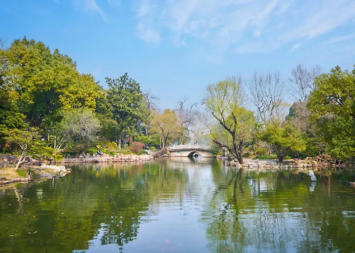 Hualuxe Shanghai Changfeng Park By Ihg