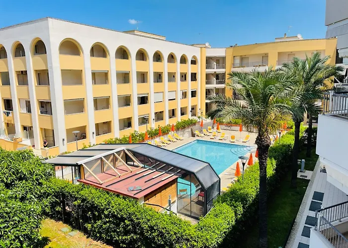Hotel Con Piscina Rosa Virginia Apartment