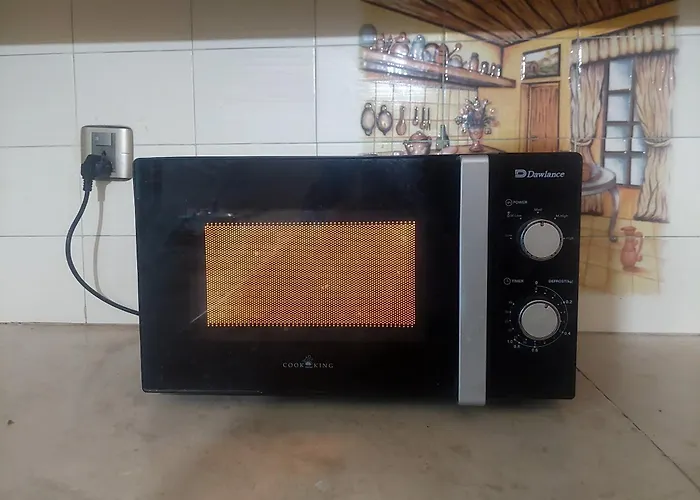 Guest house: Family Guest House In Gulshan-E-Iqbal , Block-10