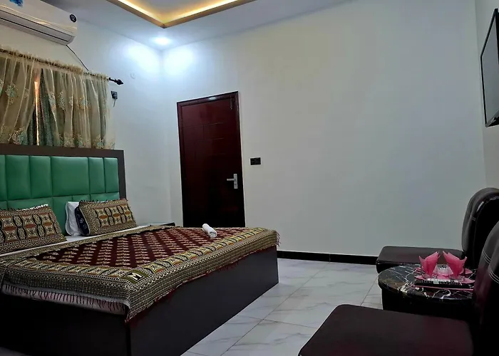 Hotels Close to Airport Galaxy Inn Guest House