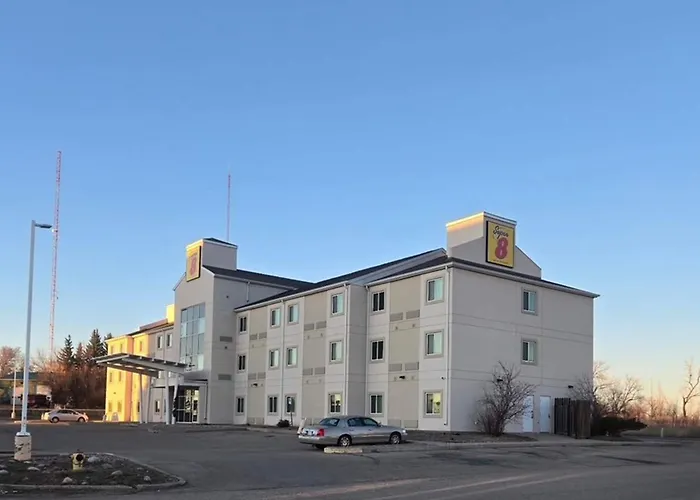 Aurora Inn Estevan