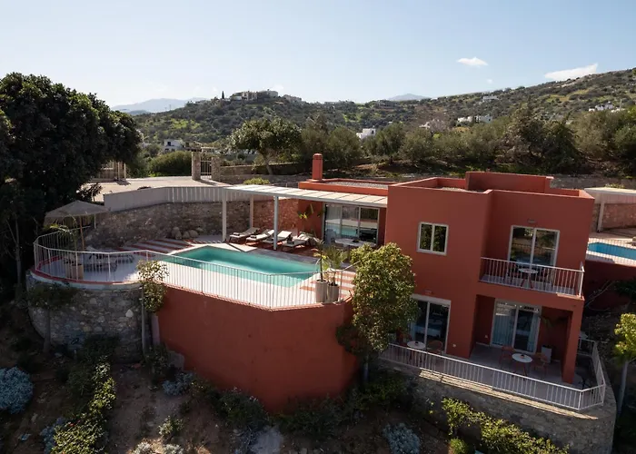 Villa: Pleiades Luxurious Villas