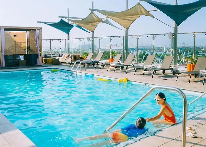 Hotels with pool Hyatt Centric The Pike Long Beach