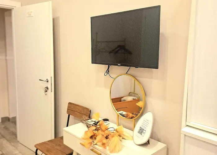 Concept b&b naples- camere moderne con balcone vicino al centro