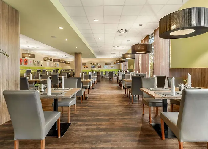 Family Hotel: Mercure Hotel Hamburg Am Volkspark