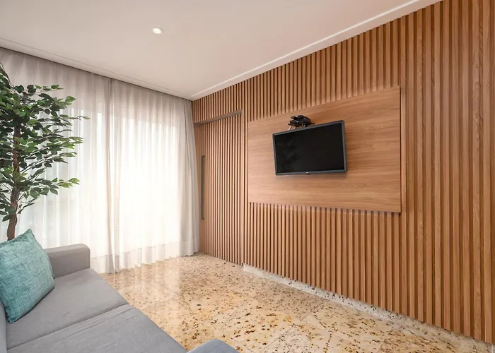 Coral Plaza Apart Hotel