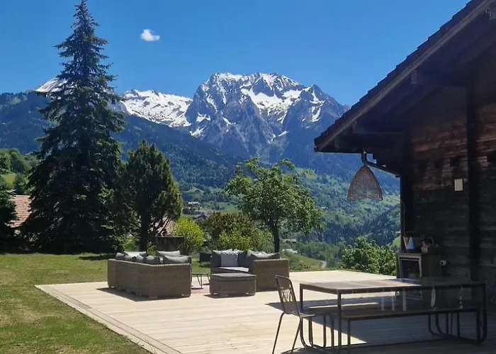 Chalet De Manigod