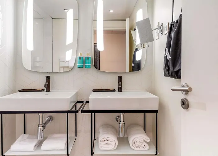 Self catering: Novotel Paris 17