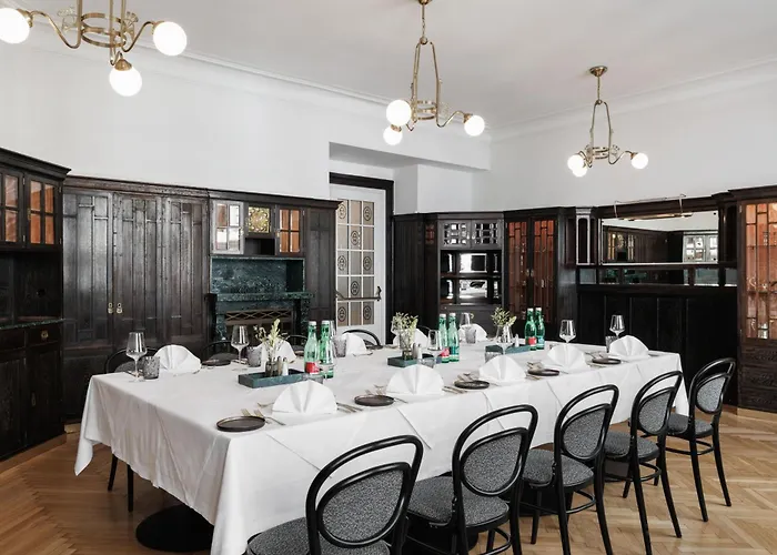 Hotel Astoria Vienna, Curio Collection By Hilton