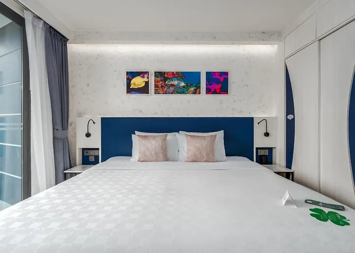 Clover Phuket - Sha Plus