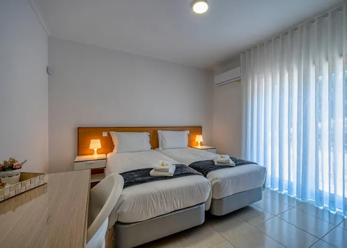 Central Suites Arouca