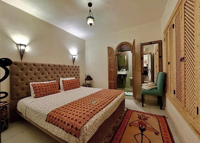 Winarouze House