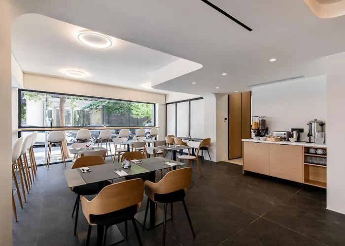 Hotels With Four Stars Athensowl