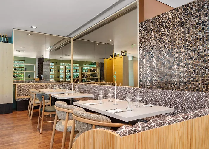  Axis Porto Business & Spa