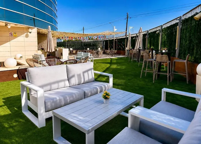 Hotels With Four Stars Crowne Plaza Madrid Airport