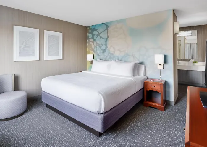 Courtyard By Marriott Roseville Galleria Mall/Creekside Ridge Drive