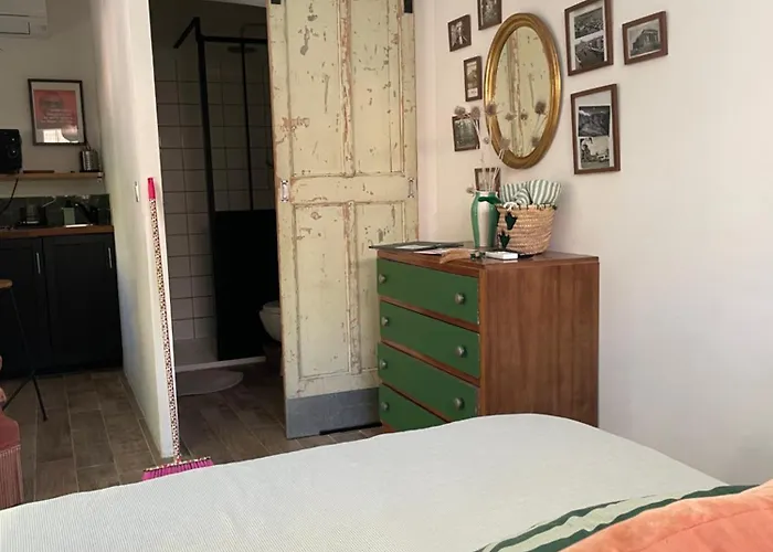 Maison d hôtes LA VILLA MADELEINE